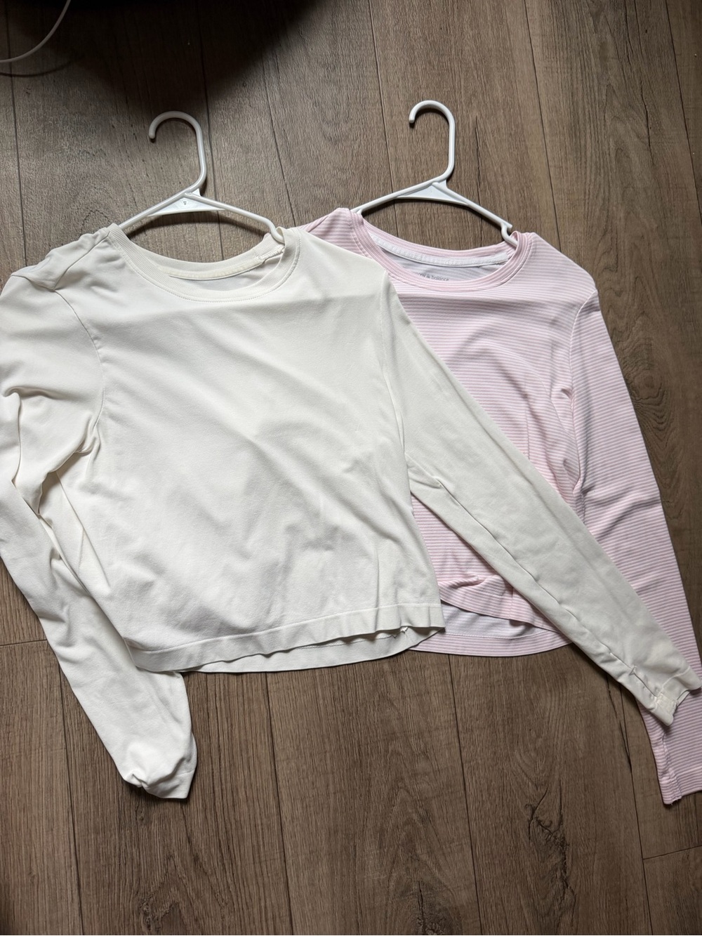 Women's Long-Sleeve Crewneck Top Duo — White and Light Pink